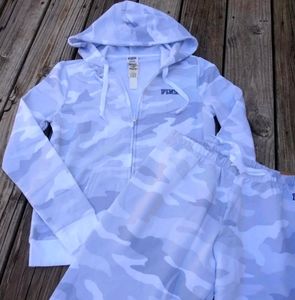 Victoria Secret camo set